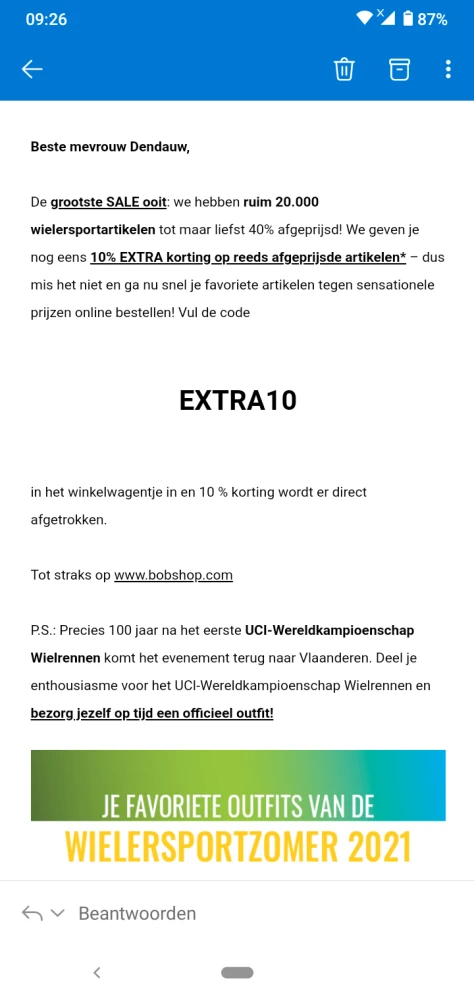 Bij bobshop krijg je met de code EXTRA10 10%...
