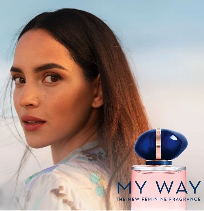 Nieuw parfum staaltje van Giorgio Armani 💃👇...