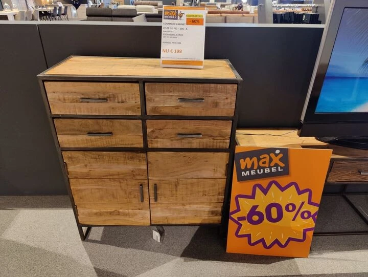 Commode & TV-meubel gekocht in de solden bij...