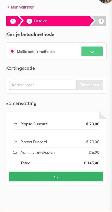Mensen die hun Plopsaland abonnement dienen t...