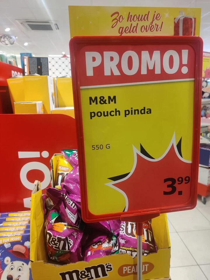 In Kruidvat (althans toch Wetteren) nu M&M's...