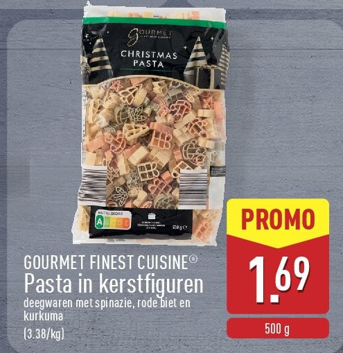 Pasta in kerstfiguren