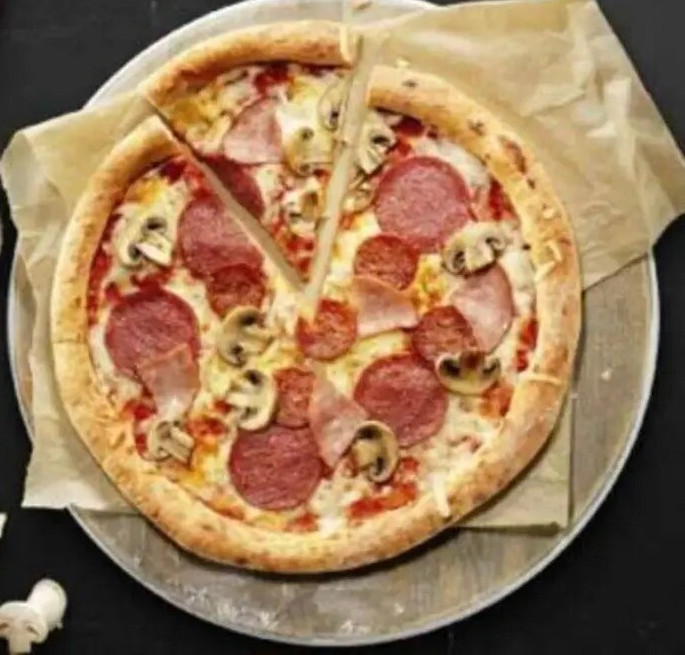 1782 Pizza speciale