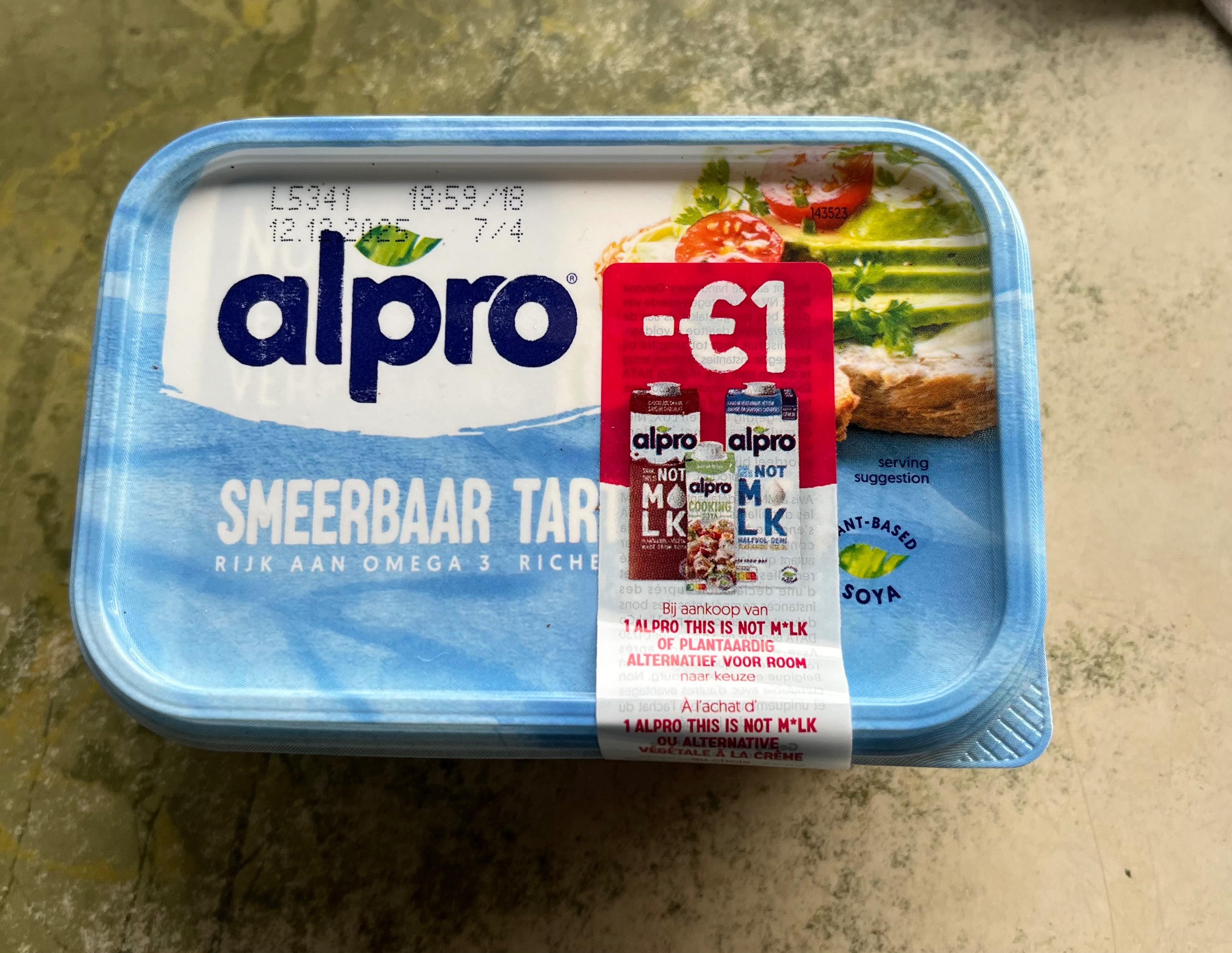 Bonnetjes Alpro not milk op verpakking alpro smeerboter