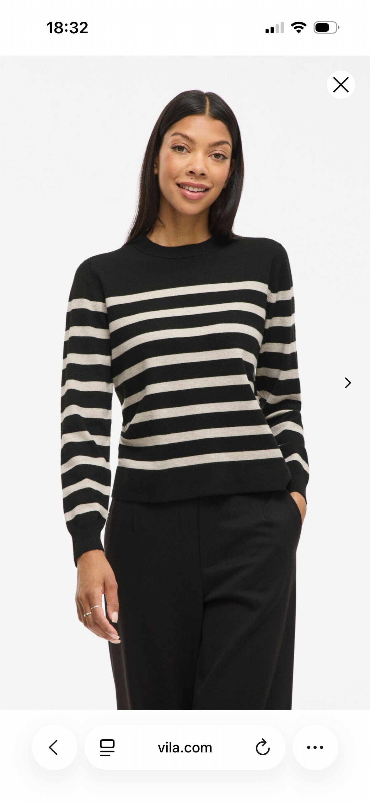 RONDE HALS GEBREIDE TRUI