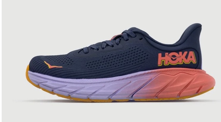 Hoka hardloopschoenen tot 1/3 van de prijs