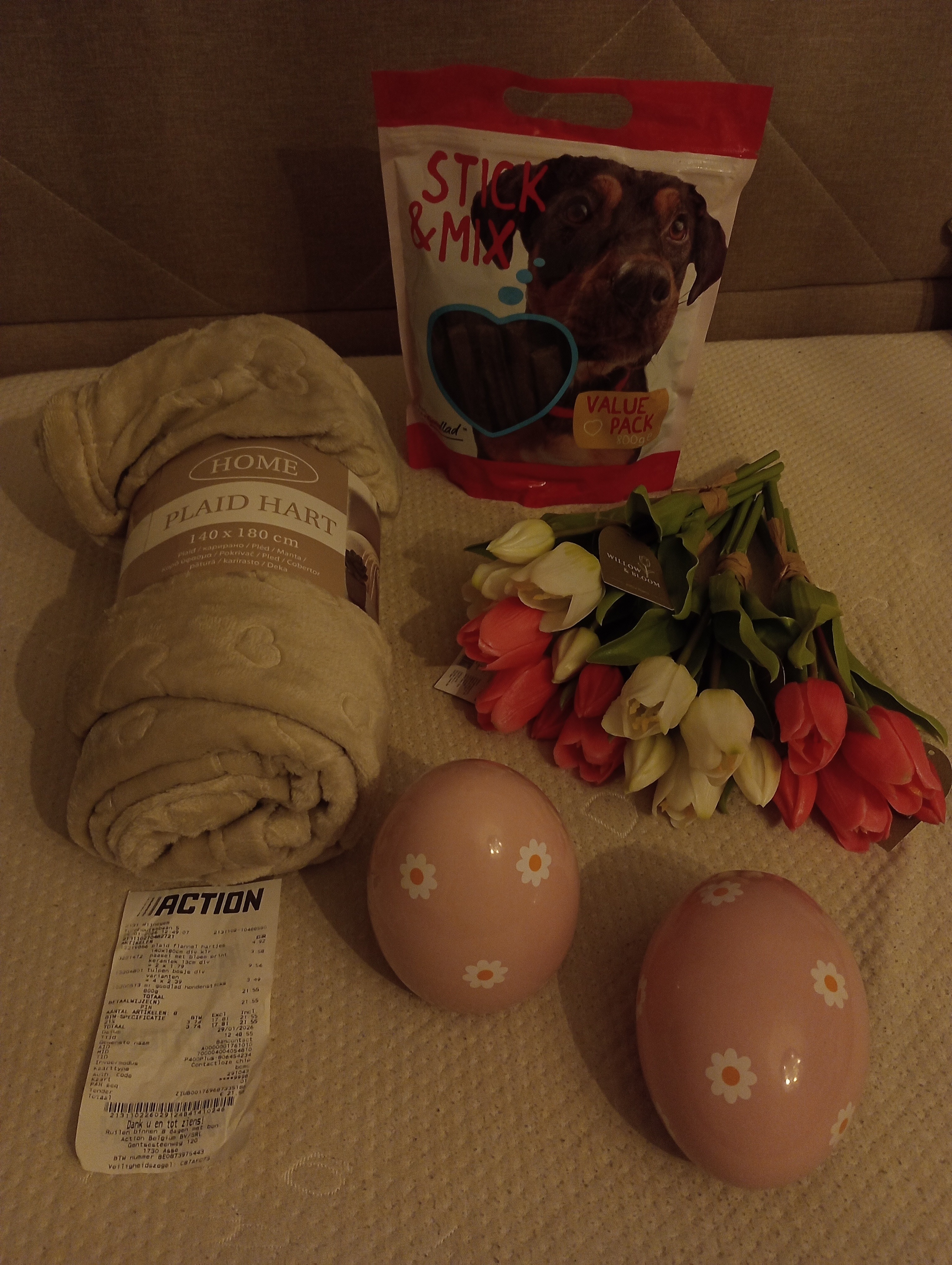 Tulpen, plaid & hondensnacks weekactie bij Action
