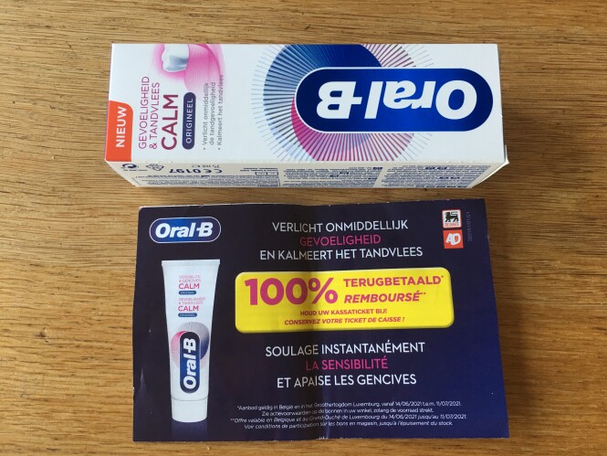 Tandpasta gekocht in Delhaize, en met de flye...