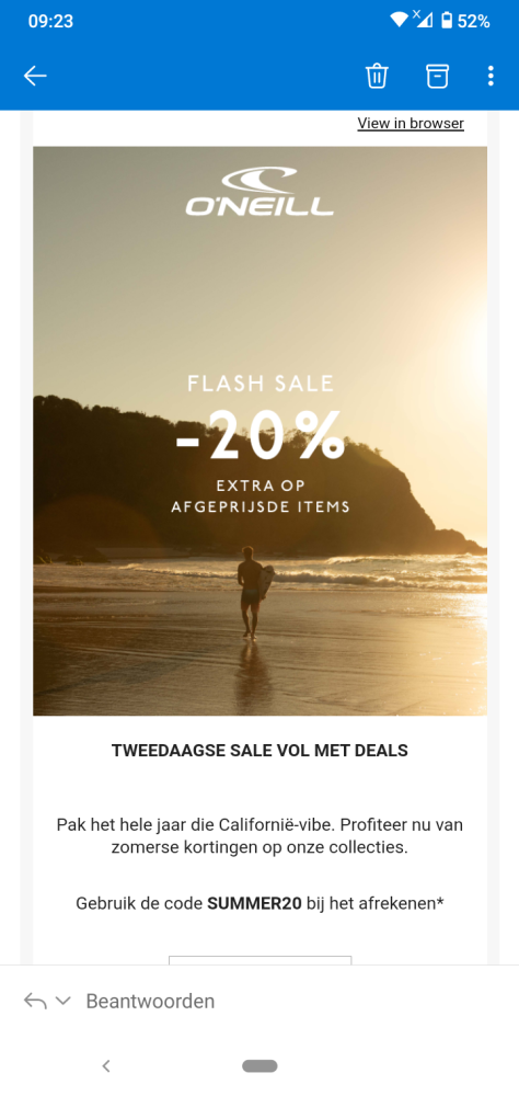 Bij O'Neill Krijg je met de code SUMMER20 20%...