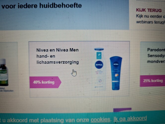 Bij de onlinedrogist.nl 40% korting op nivea...