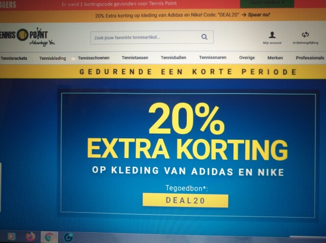 -20% extra korting op kleding v Adidas en Nik...