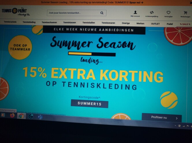 -15% extra korting op tenniskleding (tot -50%...