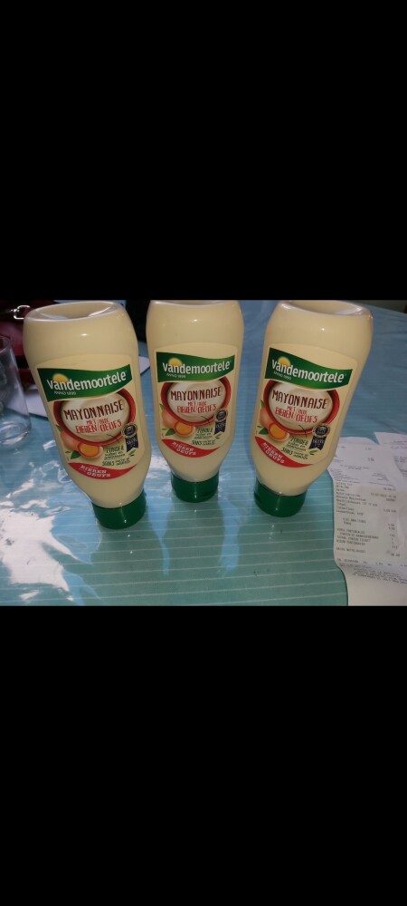 In delhaize 3x mayo vandemoortele gekocht, gr...