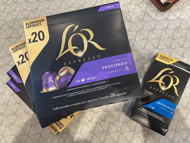 In Delhaize promotie met plus kaart koffie L’...