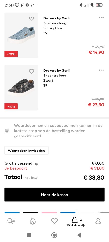 Bij about you, 51€ bespaart op 2 paar sneaker...
