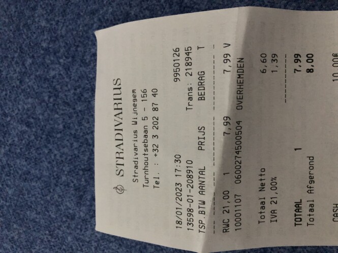 Normaal €19,99, nu €8 voor een hemd bij strad...