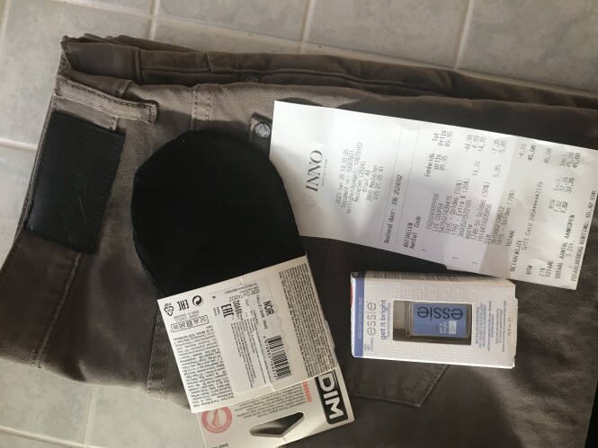 Gisteren bij Inno 20% boven op de solden, Lee...