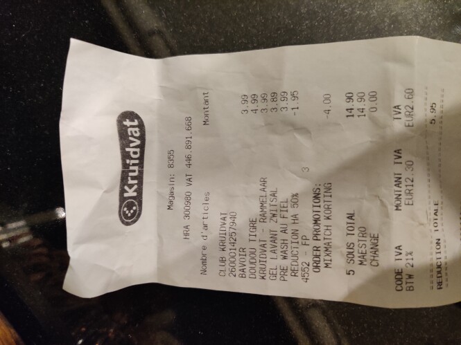 Bij Kruidvat Tubize Op babytextiel 2+1 grati...