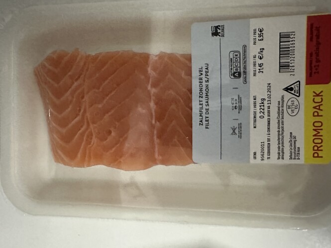 Zalm aan 1 en 1 gratis in Delhaize. Met vel 1...