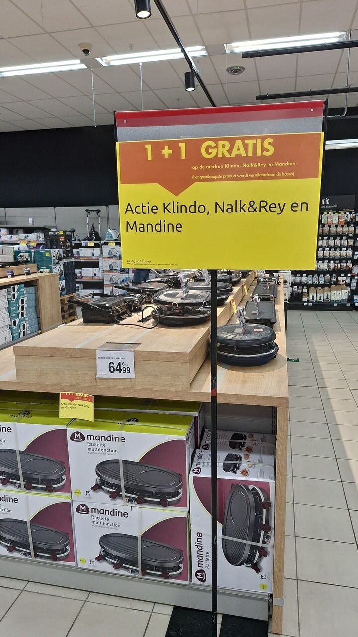 Net gezien bij Carrefour Hyper Oostakker, 1+1...