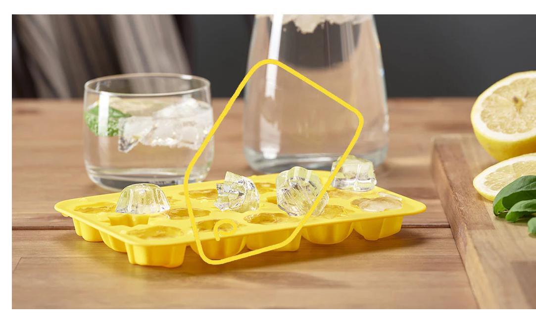 Eén gratis ijsblokjesvorm