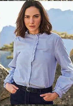 I. Blouse met volants