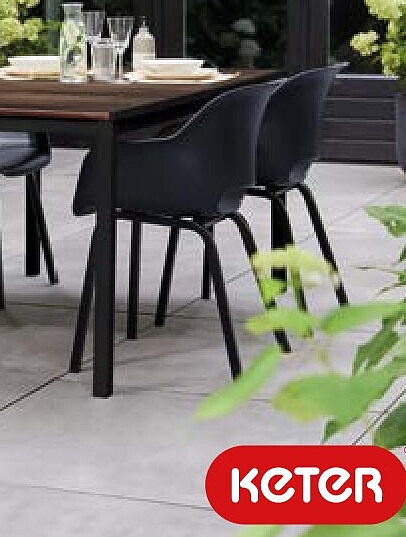 2 STOELEN “NOA”