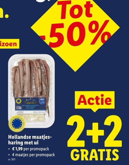 Hollandse maatjesharing met ui
