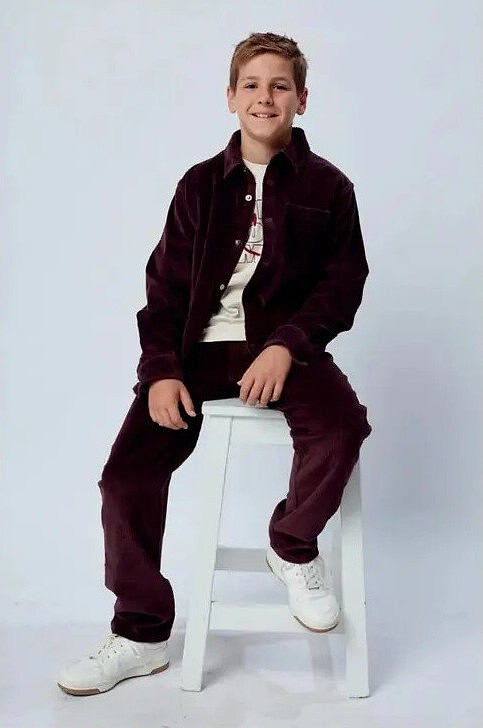 Pantalon bordeaux en velours côtelé