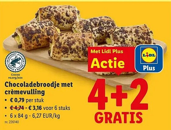 Chocoladebroodje met crèmevulling
