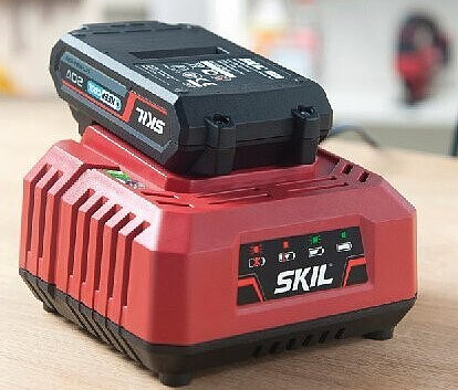 SKIL accu + lader