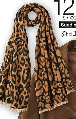 Donzige sjaal met dierenprint