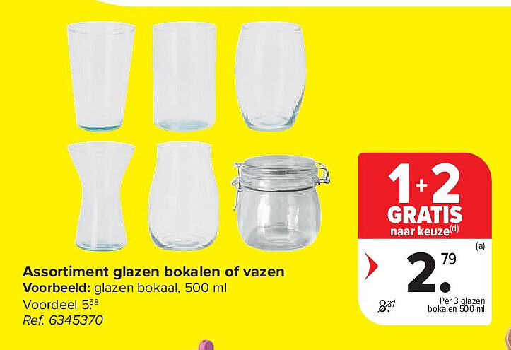 Assortiment glazen bokalen of vazen