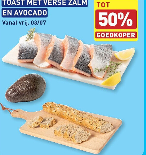 TOAST MET VERSE ZALM EN AVOCADO