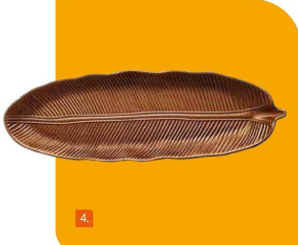 Plat cuivré en forme de feuille