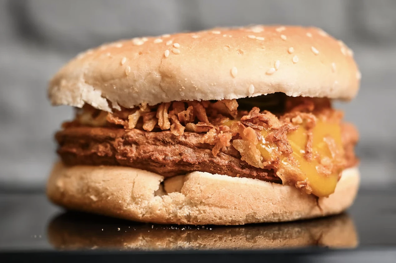 Afbeelding voor In deze frituren kan je nu een Bicky Burger kopen voor maar 2 euro
