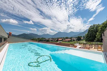 Spaverblijf aan de Tegernsee met verwarmd zwembad op het dak