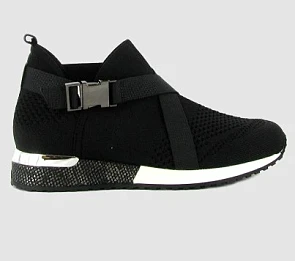 Schoen Knitted Zwart