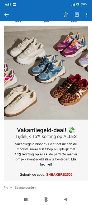 15% op alles bij sneakers.nl