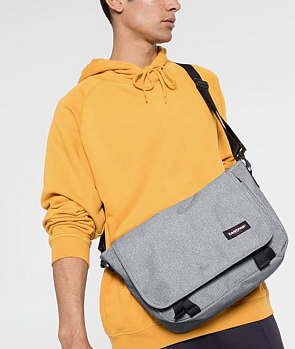 Eastpak schoudertas aan 16 euro!
