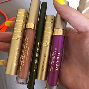 TK- maxx in Duitsland verkoopt Stila producte...