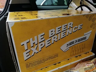 Voor de bierliefhebbers, deze box aan halve p...