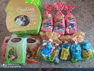 Carrefour Hypermarkt Oostakker : paaseitjes 1...