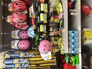 Carrefour Oostakker. Alle fietsaccessoires aa...