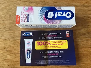 Tandpasta gekocht in Delhaize, en met de flye...