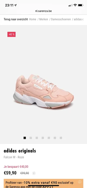 Roze Adidas sneakers aan €59,90 bij Sarenza....