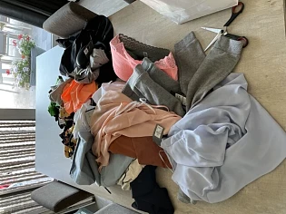 Mooie koopjes gedaan in primark te Gent . 16...