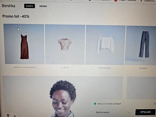 Bij bershka.com zijn er nog promoties tot 40%...