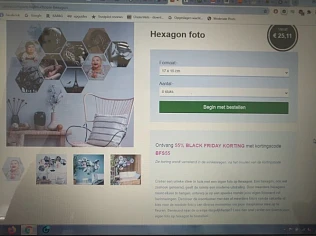 -55% op hexagon foto met plakstrips als ophan...