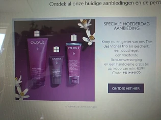 Douchegel + bodylotion + handcrème gratis bij...